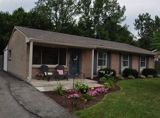 7712 Rochelle Rd, Louisville, KY 40228