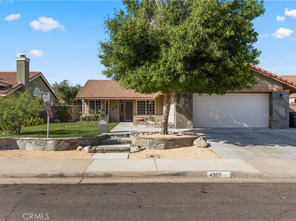 4307 Vitrina Ln, Palmdale, CA 93551