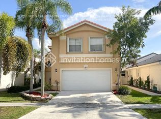 17460 SW 22nd St, Hollywood, FL 33029