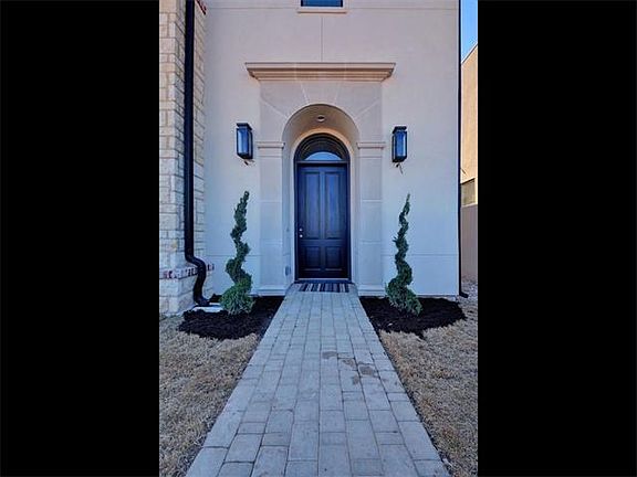 4th image of 13216 Villa Montana Way