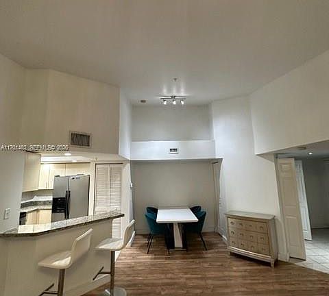 5th image of 2119 SE 10th Ave APT 917