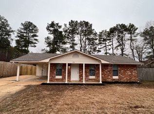 10731 Chateau Rd, Olive Branch, MS 38654