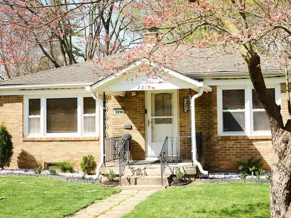 2210 E 58th St, Indianapolis, IN 46220