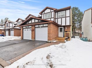 1126 Millwood Ct, Ottawa, ON K1C 3G1