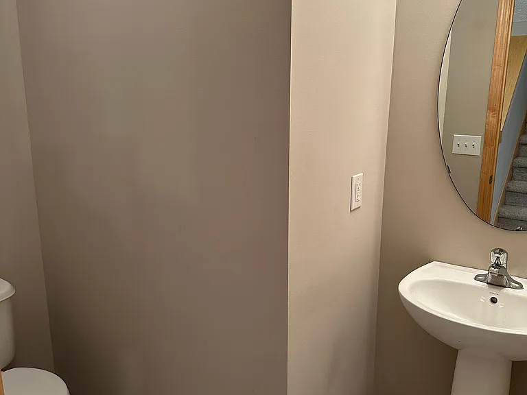 2437 121st Cir NE #D — Photo 5