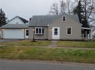 353 Stone Rd, Rochester, NY 14616