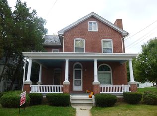 225 S 4th St #B, Denver, PA 17517