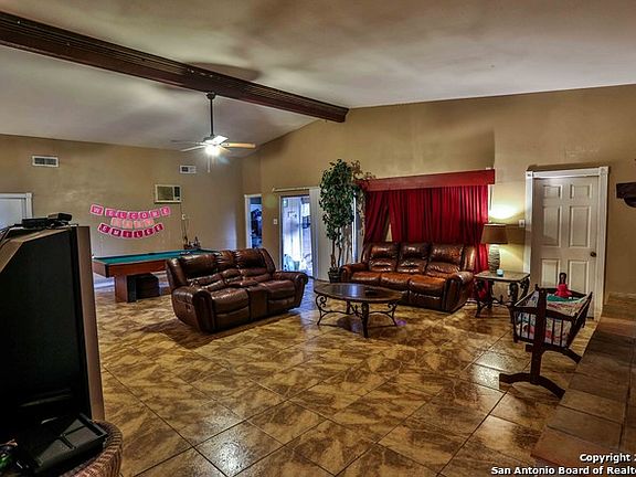 2nd image of 226 Jeanette Dr