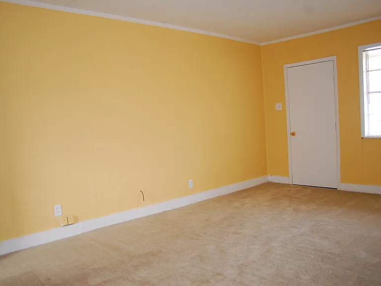 2508 Halsel St — Photo 5