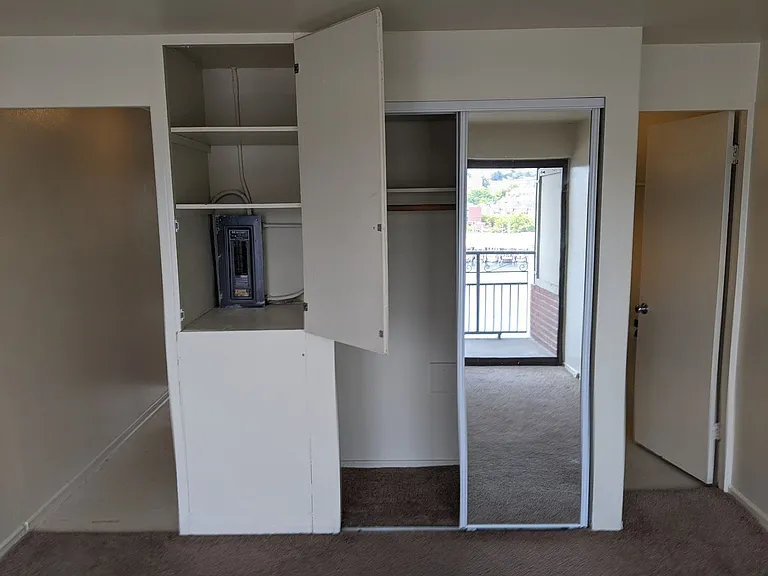 Lanai Apartments — Photo 5