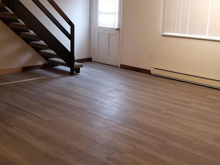 881 Albany Post Rd #10 — Photo 13