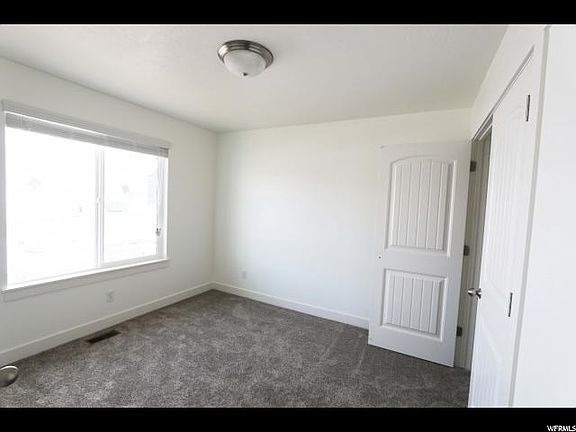 5th image of 3385 N Hillside Dr #4