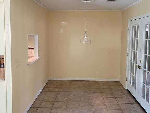5th image of 1101 Glenwood Dr