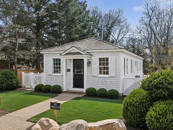 3rd image of 24 Maidstone Park Rd