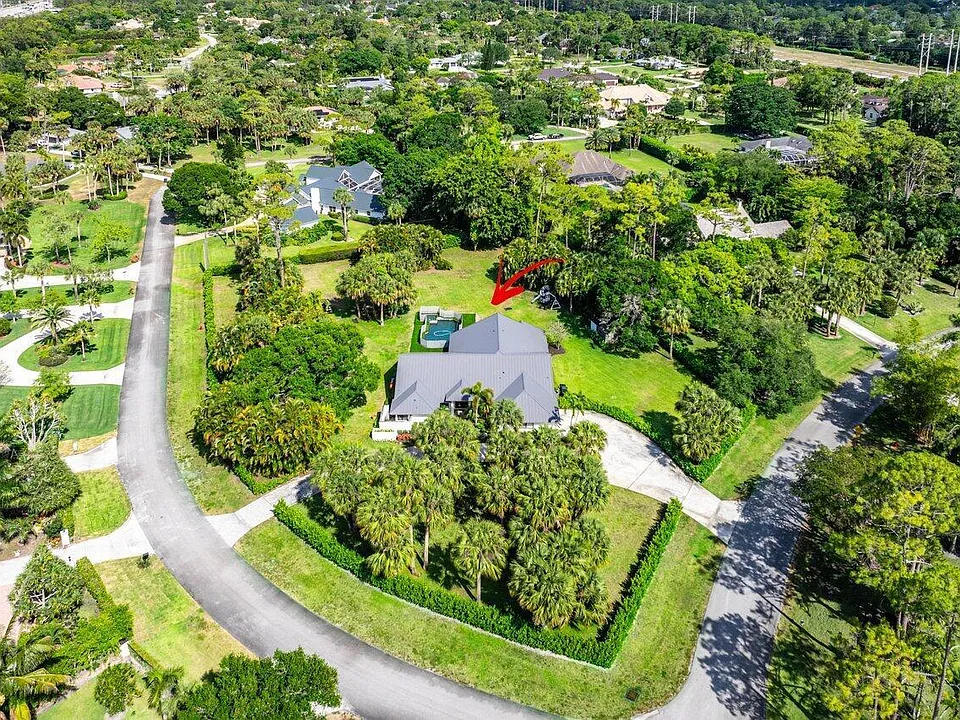 14936 Horseshoe Trce