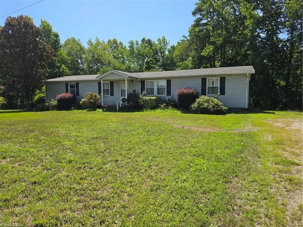 8405 Stafford Mill Rd, Oak Ridge, NC 27310