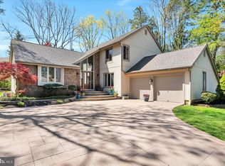 7 Lexton Run, Voorhees, NJ 08043