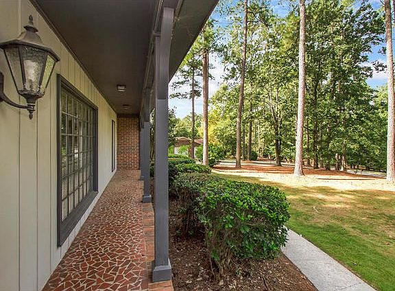 3rd image of 17 Plantation Hills Dr