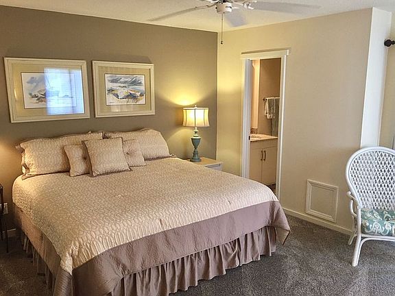 5th image of 63 Shipyard Dr APT 1002