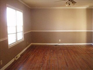 5th image of 102 Sunnydale Dr
