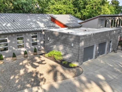 36620 Ridge Rd, Willoughby, OH, 44094