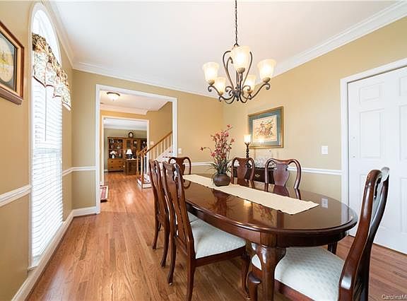 5th image of 4600 Jamesville Dr