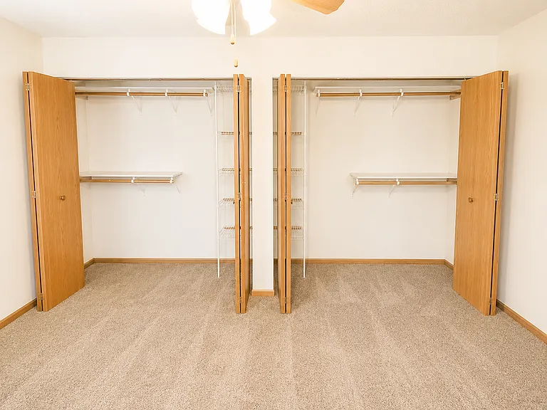 Murdock Apartments — Photo 22