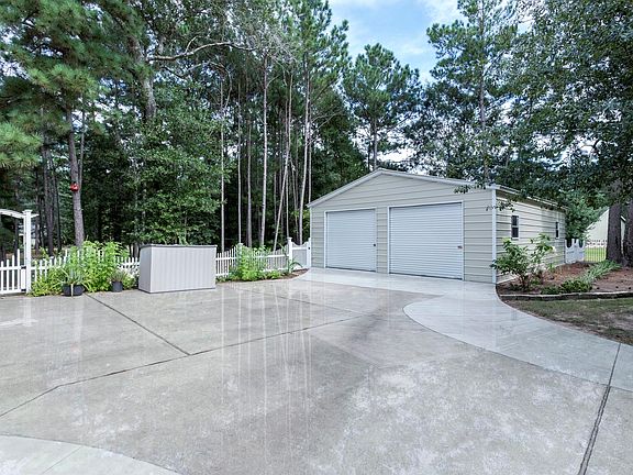 5th image of 28600 Equestrian Dr
