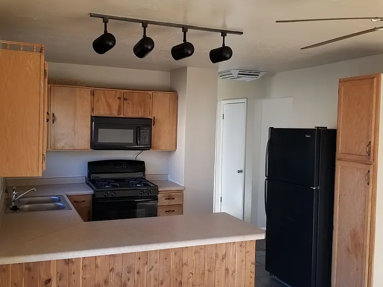 5830 S Nickle Way — Photo 3