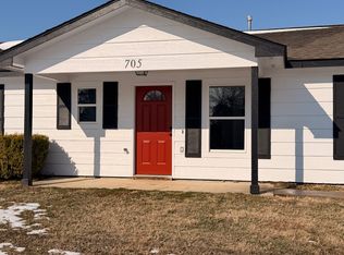 705 Palmetto Rd, Bartlesville, OK 74003