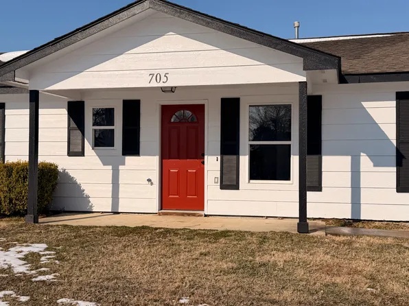705 Palmetto Rd, Bartlesville, OK 74003