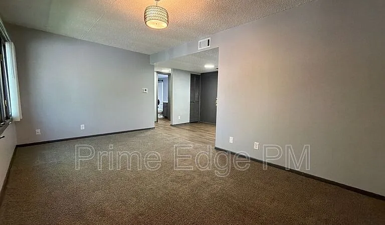 2343 B St #1 — Photo 10