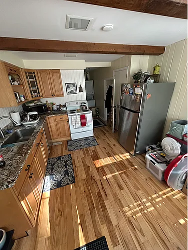 213 W Hollister St Photo 1