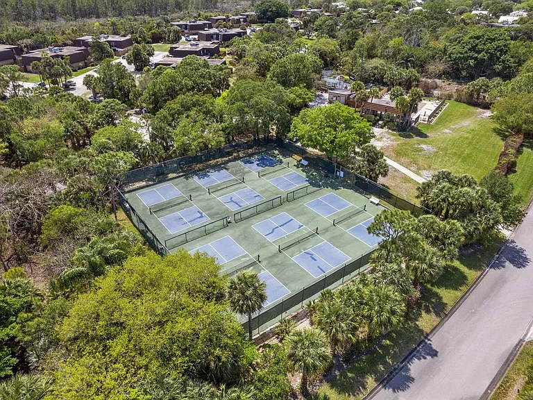 5674 SE Riverboat Dr #131 — Photo 27