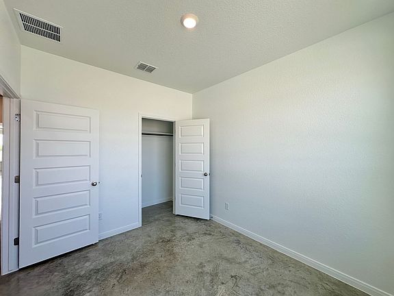 4th image of 2007 Bear Grass Ridge Rd