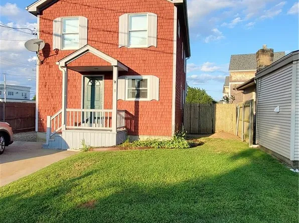 8-1 Thorpe Ave, Portsmouth, RI 02871