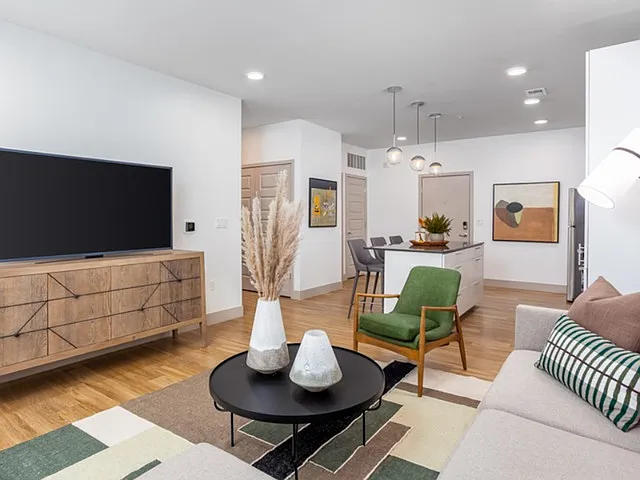 B10 Model Home