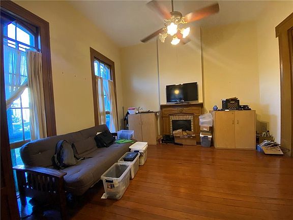 4th image of 2944 Grand Route Saint John St