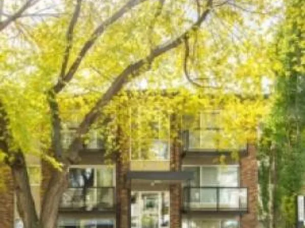 10625 81st Ave NW, Edmonton, AB T6E 1Y1