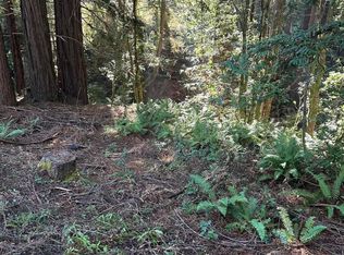 17500 Redwood Springs Dr, Fort Bragg, CA 95437