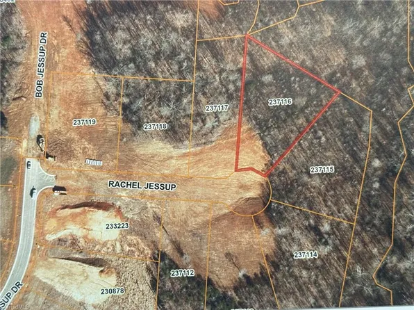 907 Rachel Jessup Dr #25, Greensboro, NC 27455