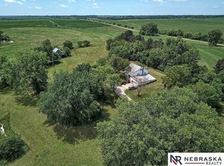 61061 731st Rd, Sterling, NE 68443