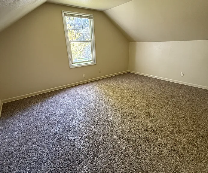 515 N Meridian St — Photo 6
