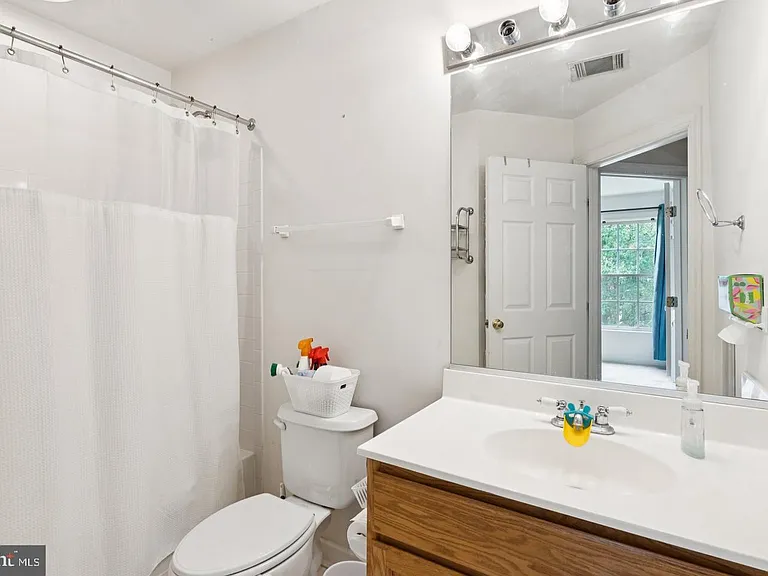 4322 Thomas Brigade Ln — Photo 16