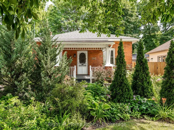 302 Huron St, Stratford, ON N5A 5T4