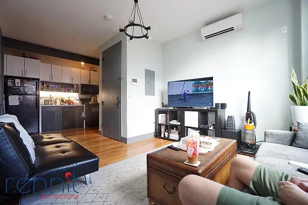 Rented by Rennit Inc. | media 12
