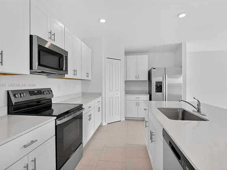11621 Savanna Lakes Blvd — Photo 6