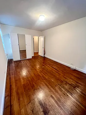 Rented by R New York | media 16