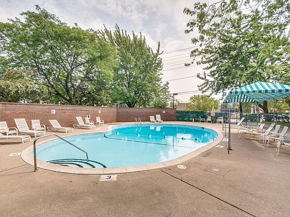 3rd image of 7601 Lincoln Ave APT 609