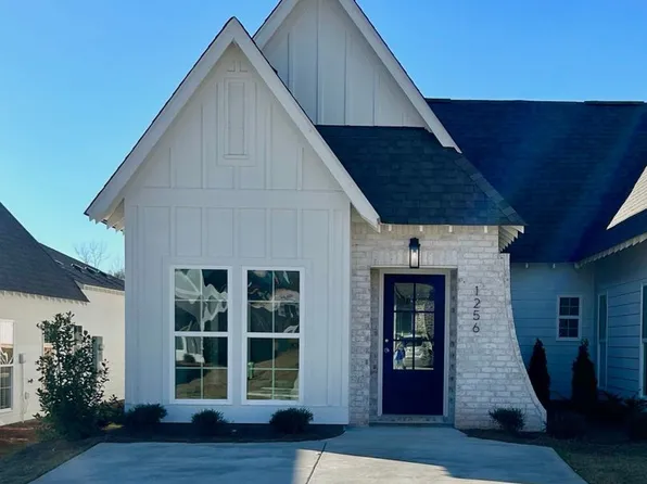 1256 Hidden Den Trl, Opelika, AL 36801